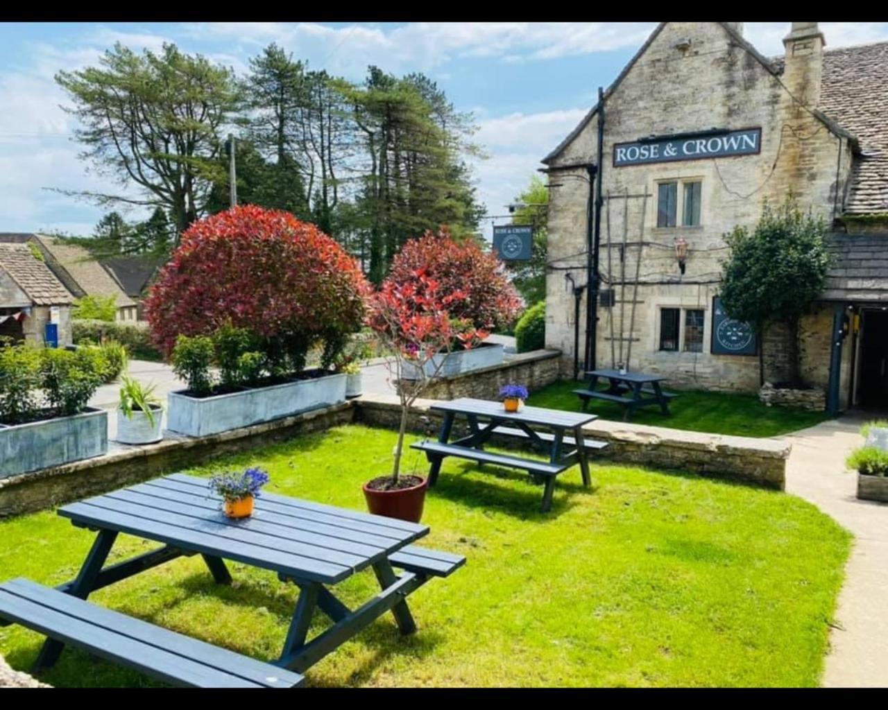 The Rose & Crown Farmhouse Kitchen Nympsfield Экстерьер фото
