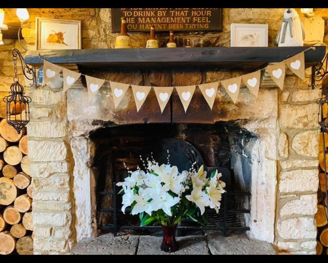 The Rose & Crown Farmhouse Kitchen Nympsfield Экстерьер фото