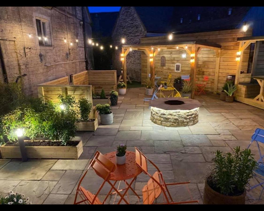 The Rose & Crown Farmhouse Kitchen Nympsfield Экстерьер фото