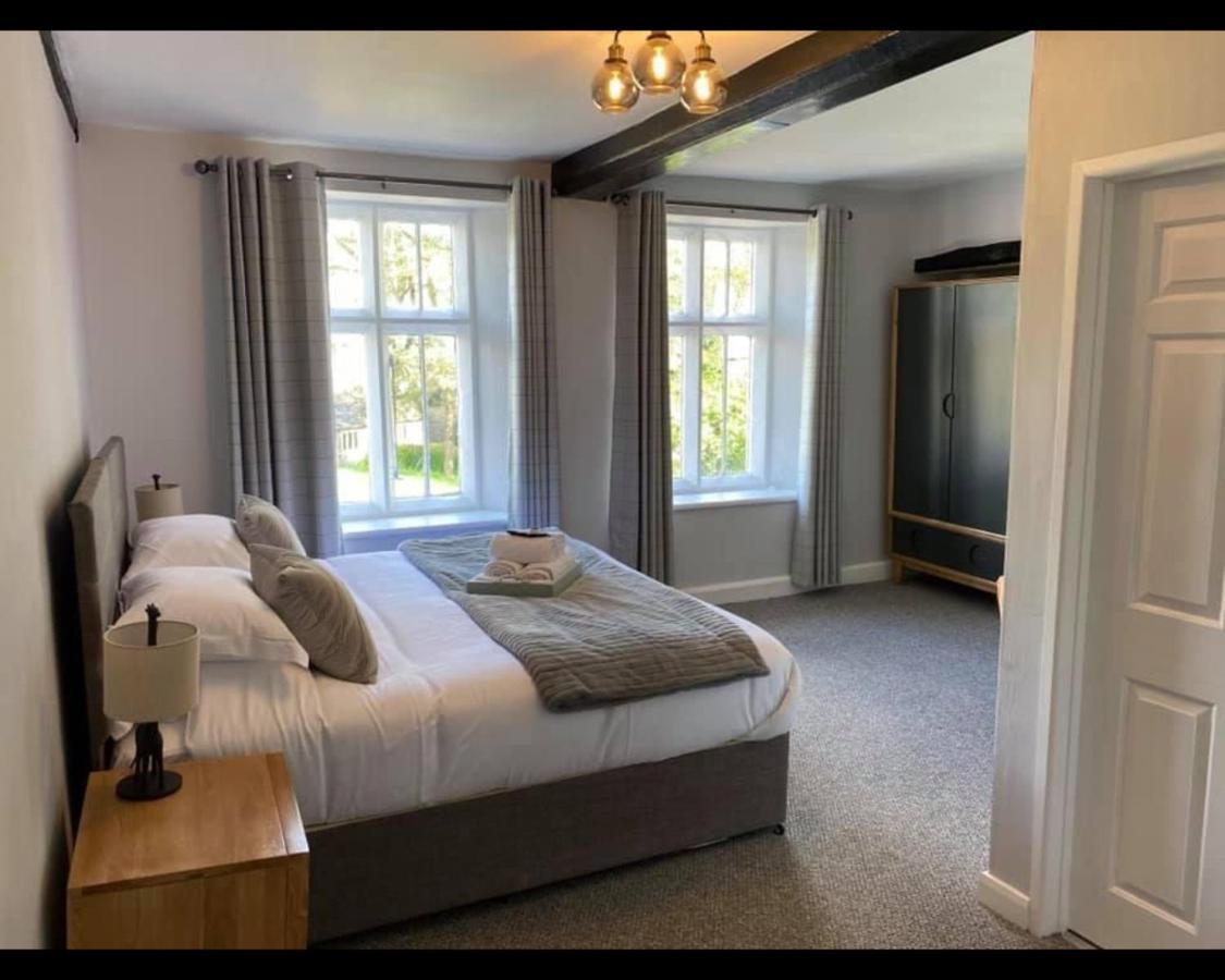 The Rose & Crown Farmhouse Kitchen Nympsfield Номер фото